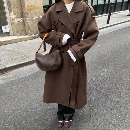 Bella | trenchcoat